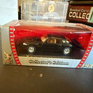 Road Signature Collection 1979 Pontiac Firebird Trans Am 1:43 Black